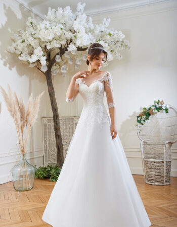 Robes de mariées - Maison Lecoq - robe N°123 214-04 895 €