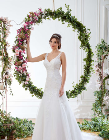 Robes de mariées - Maison Lecoq - robe N°125B 214-12 895 €