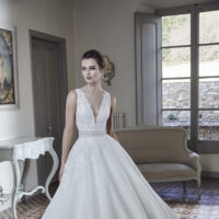 Robes de mariées - Maison Lecoq - robe n°N°129A 212-03 1350 €