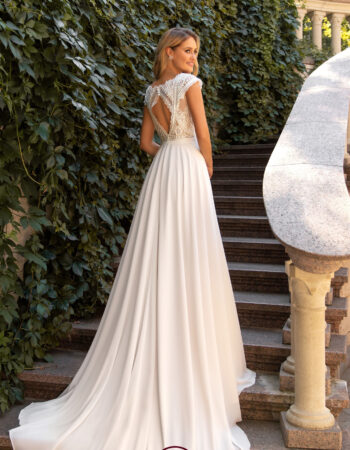 Robes de mariées - Maison Lecoq - robe N°208 A 1055 725 €