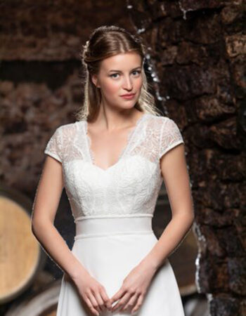 Robes de mariées - Maison Lecoq - robe N°213 B BM 22-10 865 €