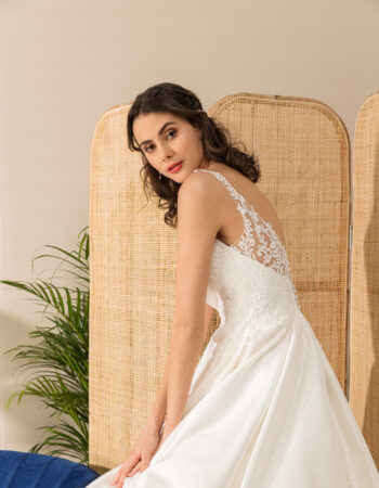 Robes de mariées - Maison Lecoq - robe N°219 B AMBER 725 €