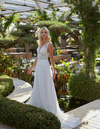 Robes de mariées - Maison Lecoq - robe N°200 Nadia 1245 €