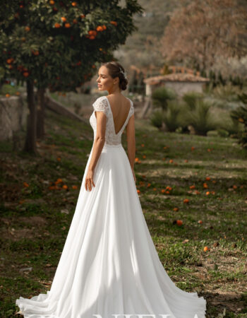 Robes de mariées - Maison Lecoq - robe N°209 A 6351 755 €