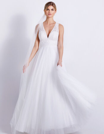 Robes de mariées - Maison Lecoq - robe N° 300 08-4057 CRT 799 €