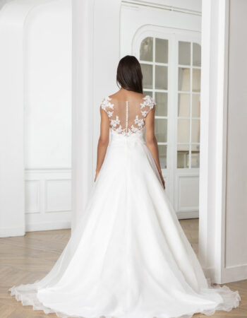 Robes de mariées - Maison Lecoq - robe N°302 224-12 950 €