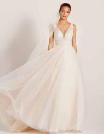 Robes de mariées - Maison Lecoq - robe N°320 08-4308 999 €