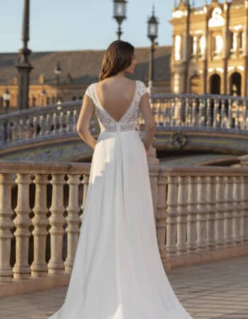 Robes de mariées - Maison Lecoq - robe N°322 A BM23-14 995 €