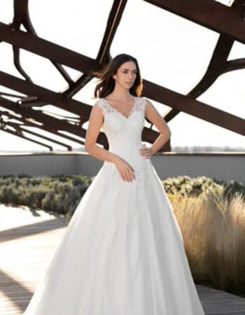 Robes de mariées - Maison Lecoq - robe N°333 234-07 985 €
